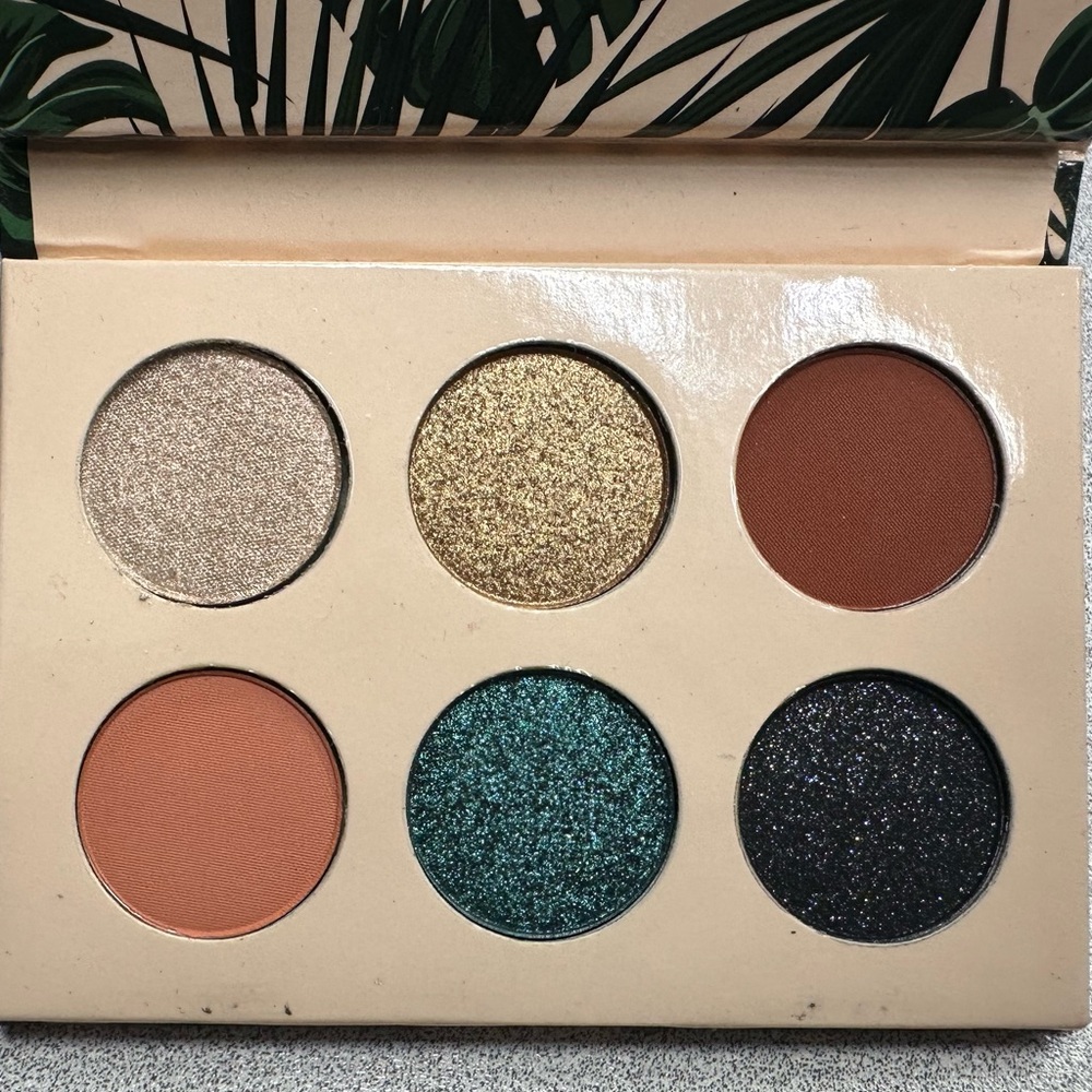 Dose of Colors Eyeshadow Palette - Iluvsarahii